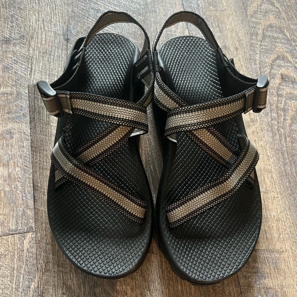 Very Gently Worn Men’s Chaco Sandals - Picture 1 of 6
